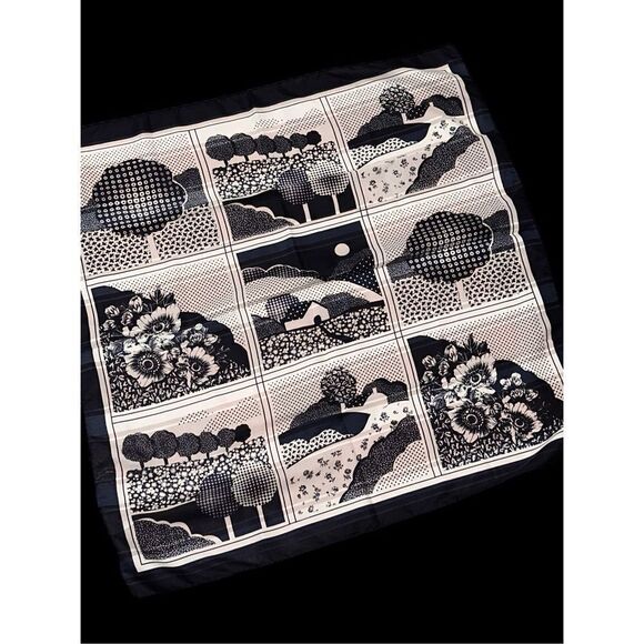 Betmar 100% polyester Scarf Graphic Print Blue white Square made in ITLAY GREAT - Picture 3 of 6